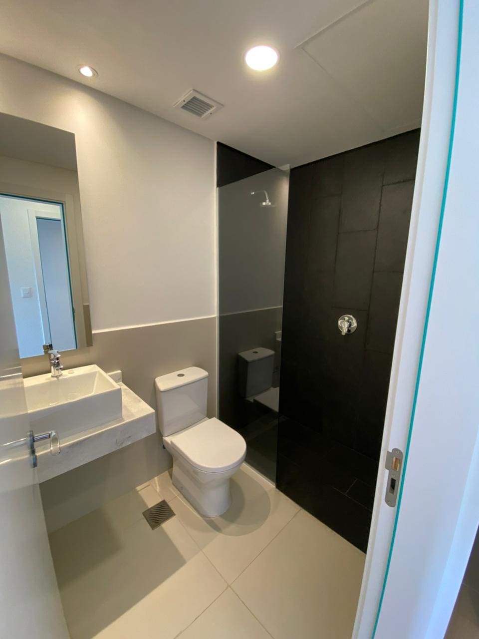 WhatsApp Image 2025-10-13 at 11.47.19 (1)